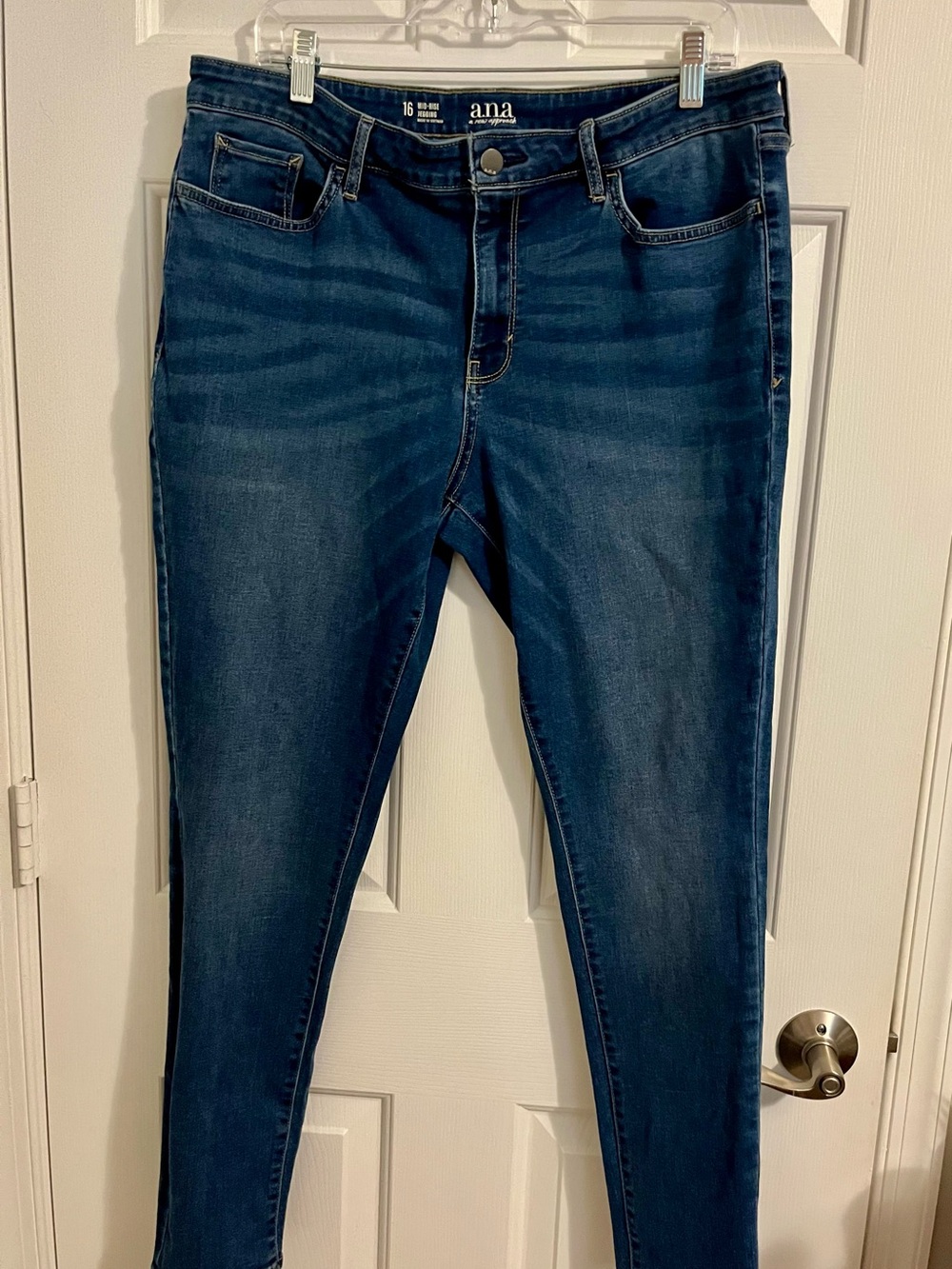 a.n.a Blue Skinny Stretch Jeans Mid-Rise Jeggins Size 16